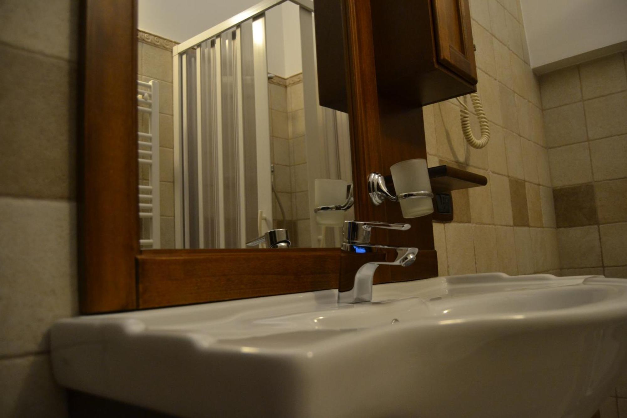Al Borgo Antico Ristorante E B&B Crispiano Luaran gambar